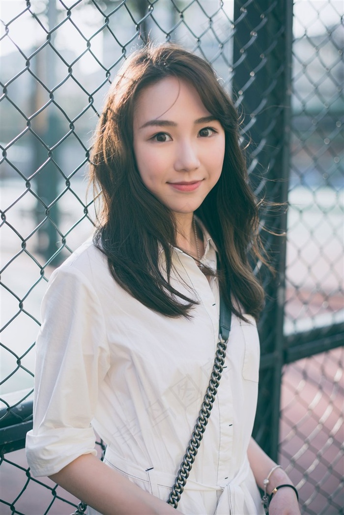 邻居大战2:姐妹会崛起