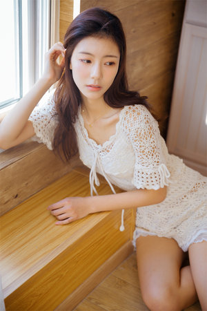 校花脱了内裤让我爽一夜