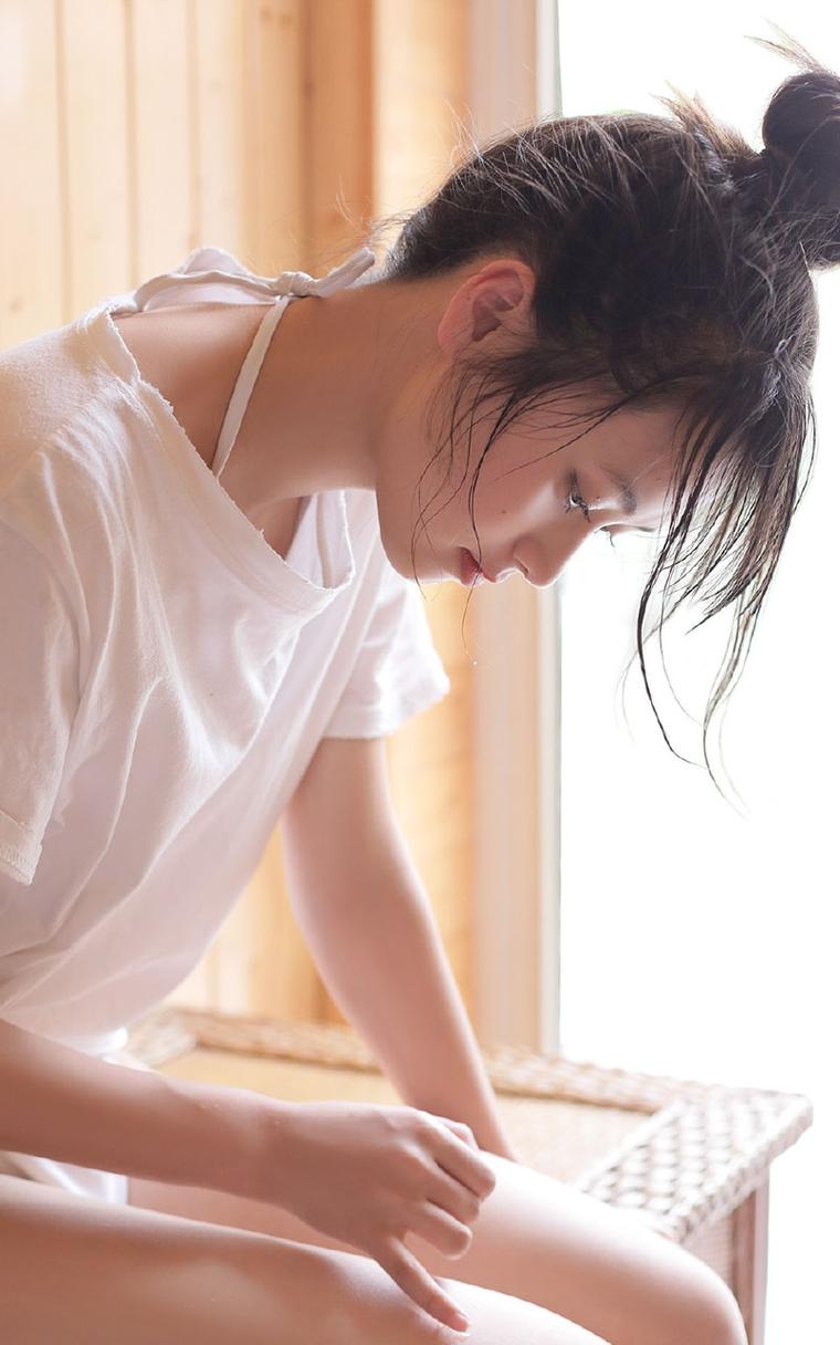 丝瓜榴莲向日葵草莓18岁污