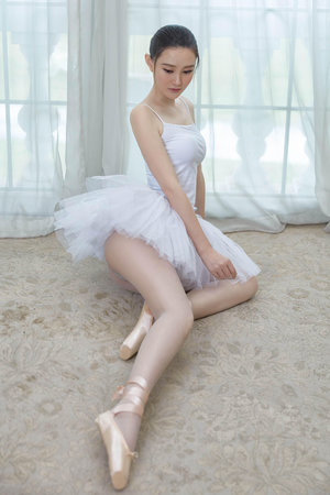 在线成人精品国产区免费