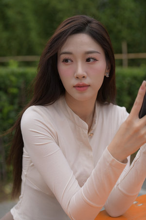 日韩综合无码一区二区五月